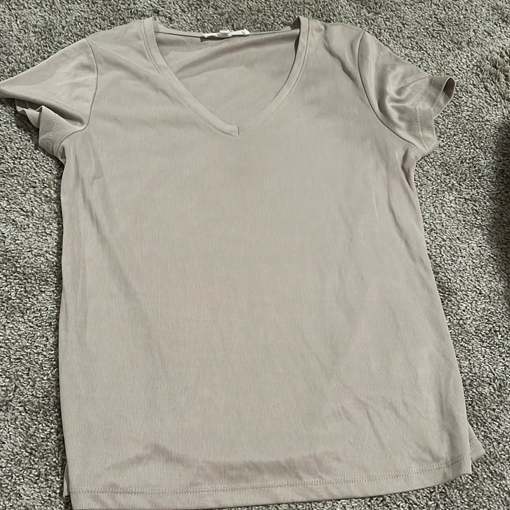 Beige basic tee